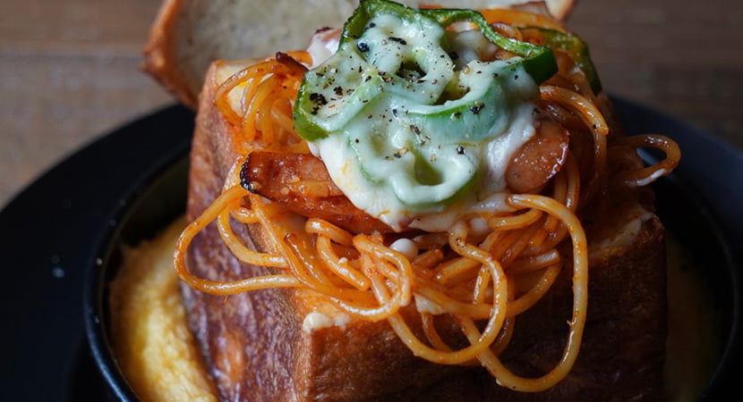 愛知・犬山市のパンとエスプレッソと犬山城の建具