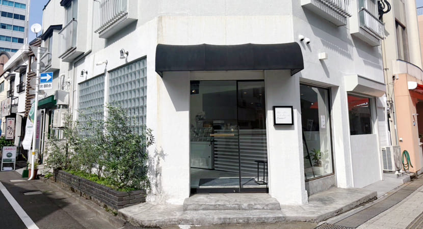 宮崎・白河のカフェ「クレープとエスプレッソとconne!」の外観