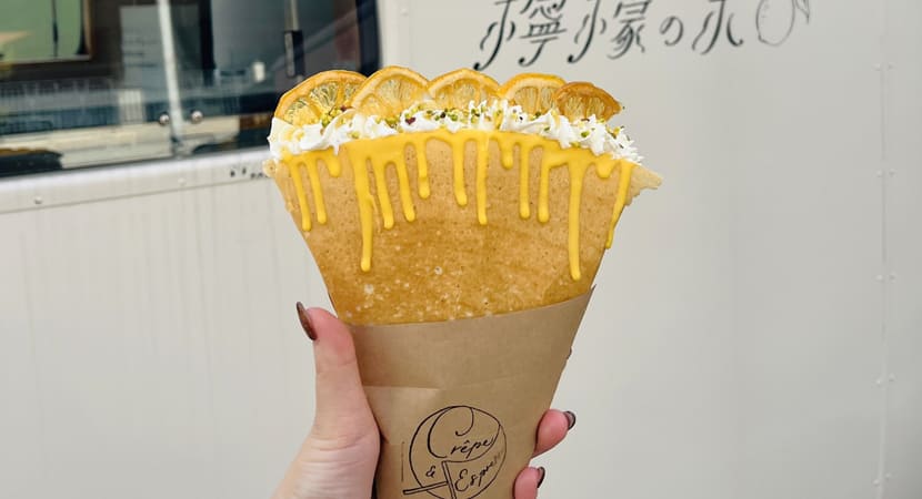 クレープとエスプレッソと檸檬の木のクレープ