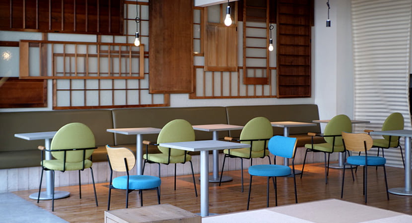 湘南・藤沢の和レ和レ和 湘南食堂の店内2